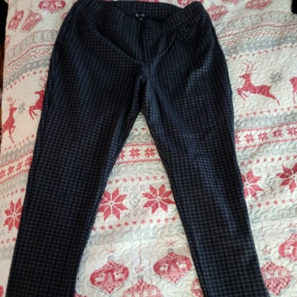 lily morgan Women’s Printed Ponte Pants